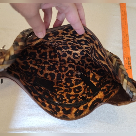 Bronze Pebbled Brighton Shoulder Bag - Picture 4 of 6